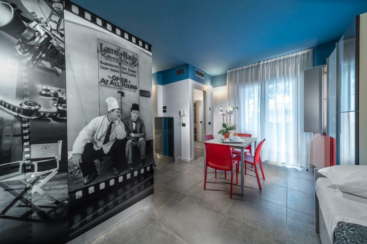 Residence Filmare Riccione Esterno foto